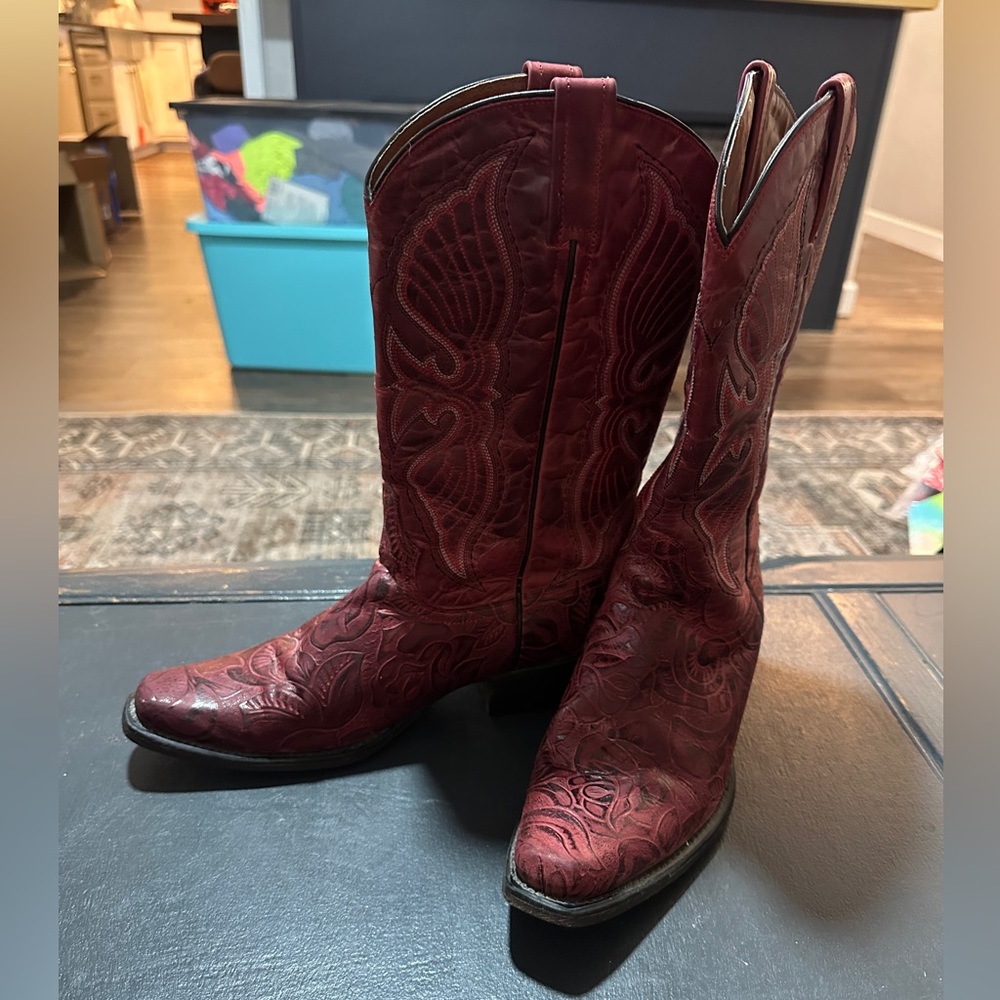 listing-status-banner